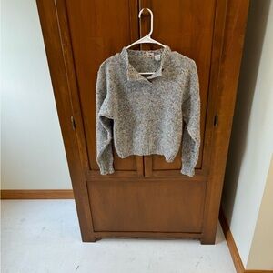Catrina LTD wool blend sweater SM 18-19in pit L18 in 2 button close